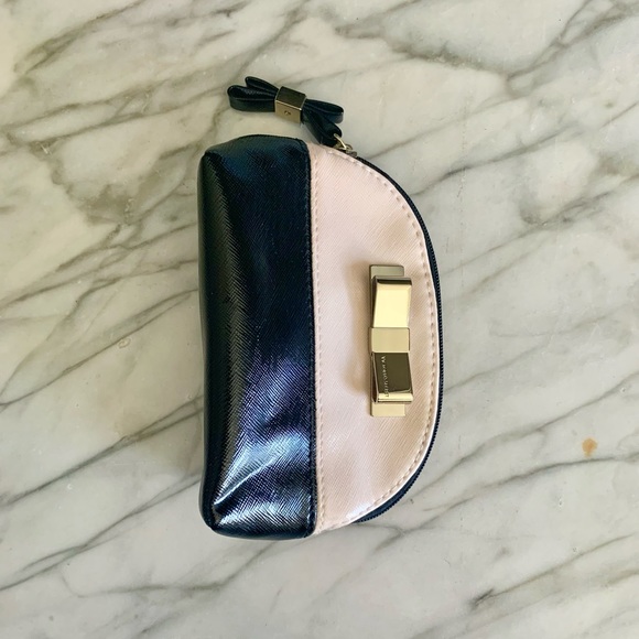 Cosmetic Bag Bundle - Picture 12 of 14